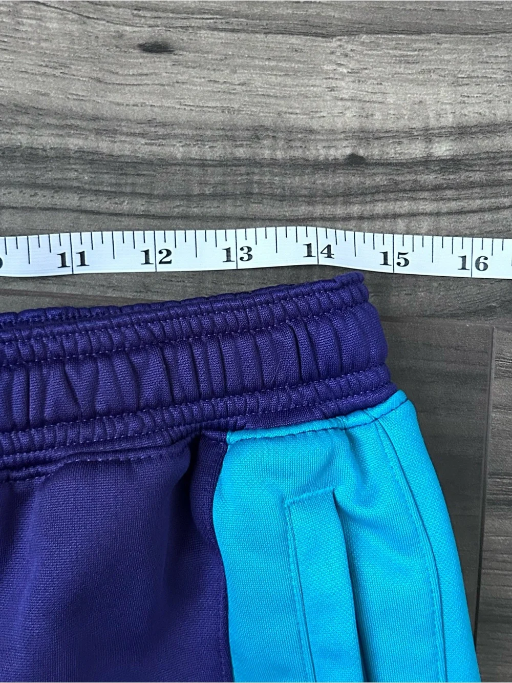 Jordan Charlotte Hornets 22/23 Showtime Sweatpants Joggers Youth XL 18-20